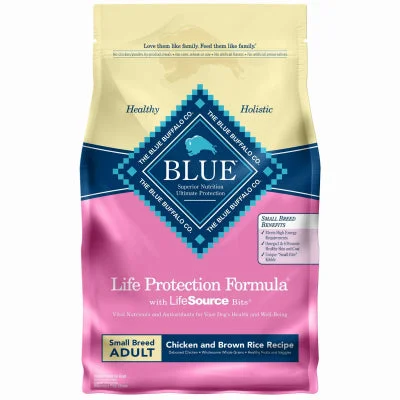 Blue Buffalo  Life Protection Formula  Chicken and Brown Rice  Dog  Food  6 lb.